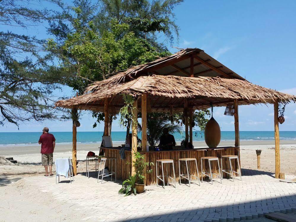 Mandurah Hotel Kuantan Exteriér fotografie